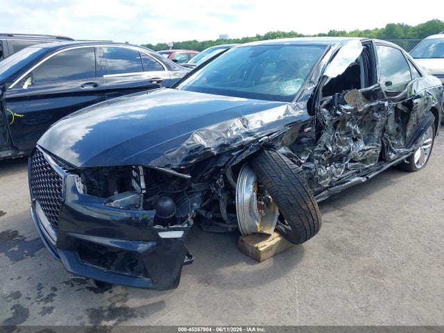 Aukcja sprzedaży 2017 Audi A4 Season Of Audi Premium, vin: WAUDNAF44HN050771, numer aukcji: 45357904