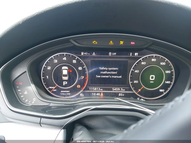Aukcja sprzedaży 2017 Audi A4 Season Of Audi Premium, vin: WAUDNAF44HN050771, numer aukcji: 45357904