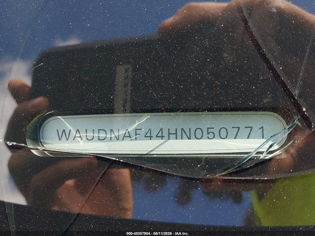 Aukcja sprzedaży 2017 Audi A4 Season Of Audi Premium, vin: WAUDNAF44HN050771, numer aukcji: 45357904