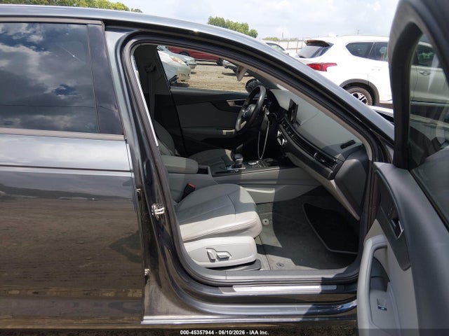 45357944 :رقم المزاد ، WAUGNAF48HN007757 vin ، 2017 Audi A4 2.0t Premium مزاد بيع