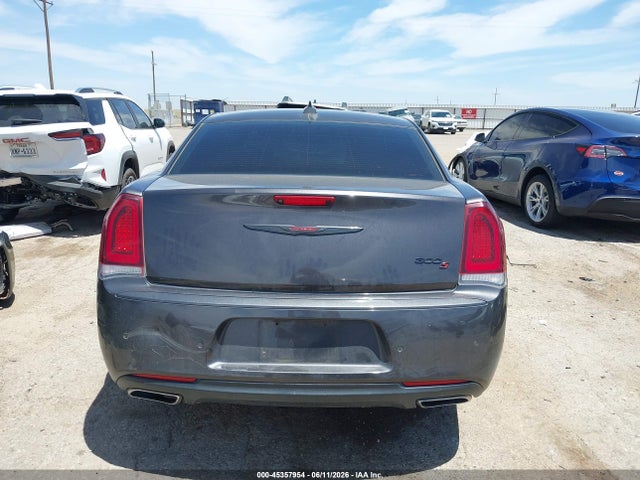 45357954 :رقم المزاد ، 2C3CCABG6MH636979 vin ، 2021 Chrysler 300 300s مزاد بيع