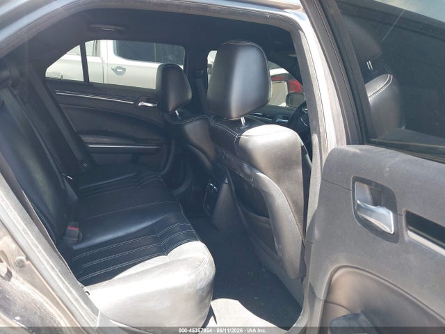 45357954 :رقم المزاد ، 2C3CCABG6MH636979 vin ، 2021 Chrysler 300 300s مزاد بيع