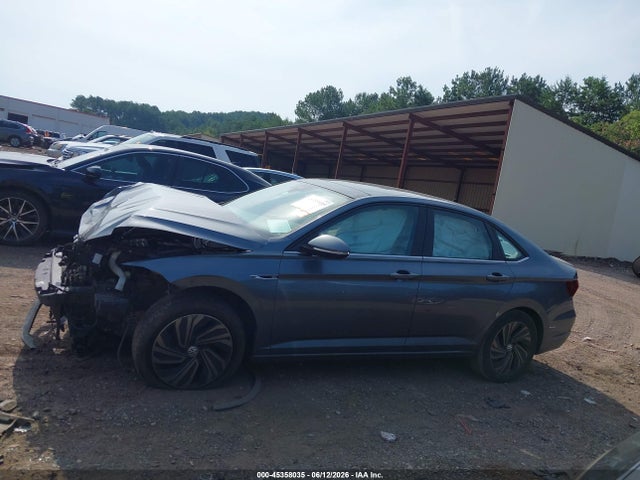 2019 Volkswagen Jetta 1.4t Sel Premium მანქანა იყიდება აუქციონზე, vin: 3VWGB7BU5KM165668, აუქციონის ნომერი: 45358035