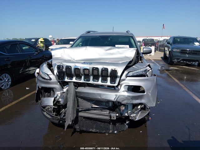 2018 Jeep Cherokee Latitude 4x4 მანქანა იყიდება აუქციონზე, vin: 1C4PJMCB8JD515628, აუქციონის ნომერი: 45358071
