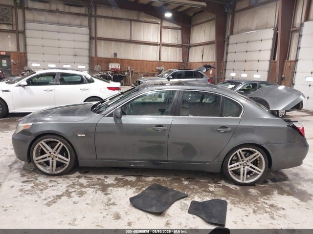 2006 Bmw 550i მანქანა იყიდება აუქციონზე, vin: WBANB53546CP02928, აუქციონის ნომერი: 45358074