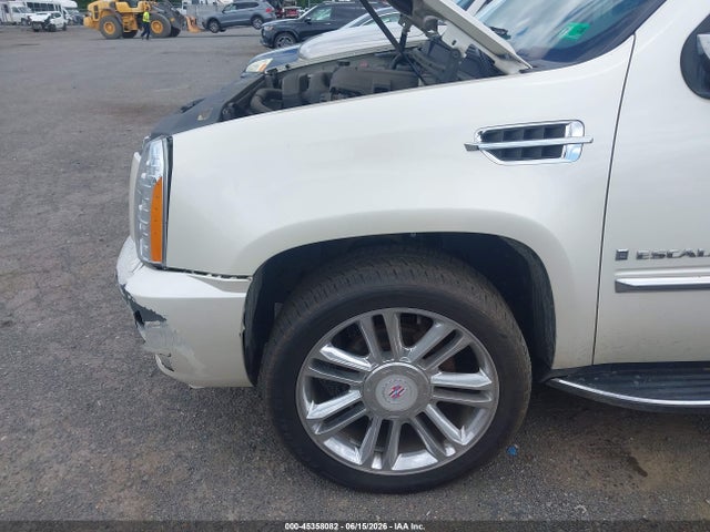 Продажа на аукционе авто 2008 Cadillac Escalade Esv Standard, vin: 1GYFK66898R149660, номер лота: 45358082