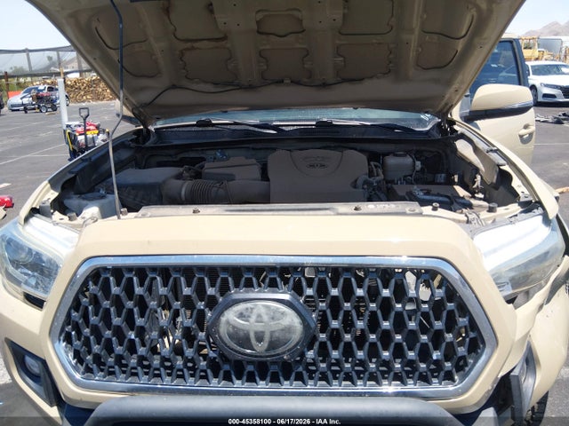 3TMCZ5AN3KM213938 Toyota Tacoma Trd Off Road