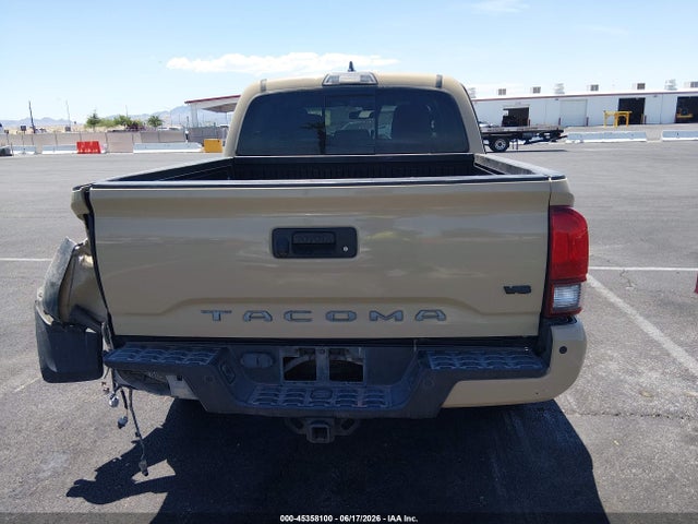 3TMCZ5AN3KM213938 Toyota Tacoma Trd Off Road