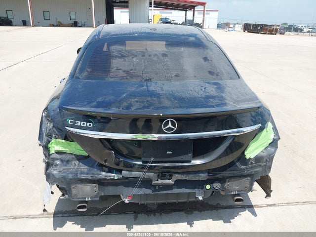 55SWF4JB5JU248195 Mercedes-Benz C 300