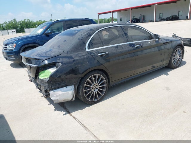 55SWF4JB5JU248195 Mercedes-Benz C 300