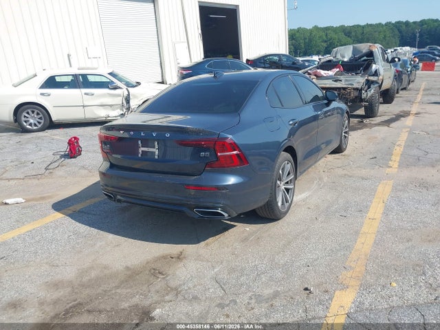 Продажа на аукционе авто 2022 Volvo S60 B5 Momentum, vin: 7JRL12FZ3NG153824, номер лота: 45358146