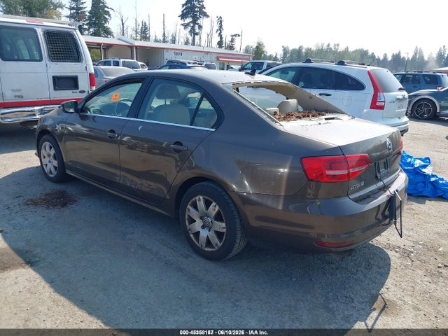3VWLA7AJ1FM306122 Volkswagen Jetta 2.0l Tdi Se