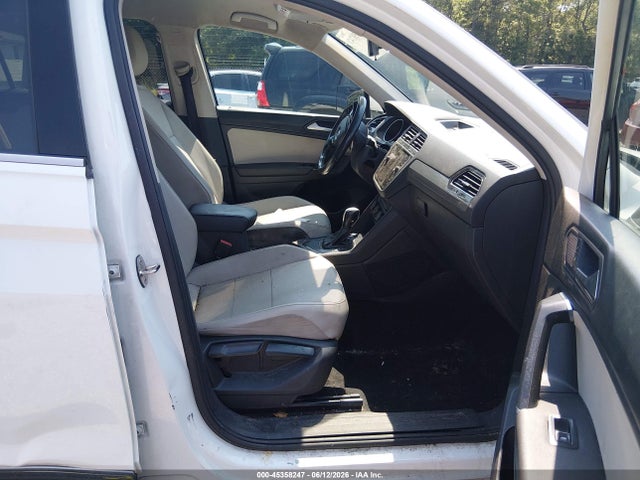 2020 Volkswagen Tiguan 2.0t Se/2.0t Se R-line Black/2.0t Sel მანქანა იყიდება აუქციონზე, vin: 3VV3B7AX2LM019793, აუქციონის ნომერი: 45358247