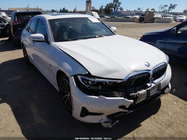 Aukcja sprzedaży 2022 Bmw 330e, vin: 3MW5P7J0XN8C22886, numer aukcji: 45358264
