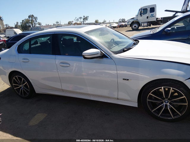 Auction sale of the 2022 Bmw 330e, vin: 3MW5P7J0XN8C22886, lot number: 45358264