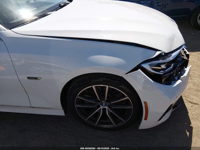 Auction sale of the 2022 Bmw 330e, vin: 3MW5P7J0XN8C22886, lot number: 45358264