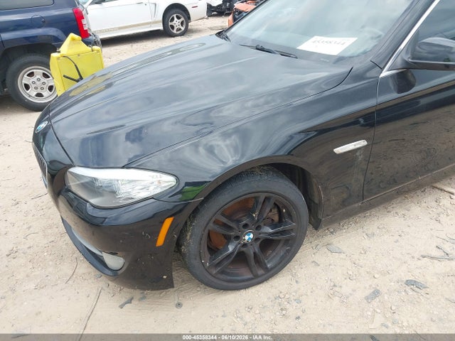 2011 Bmw 528i მანქანა იყიდება აუქციონზე, vin: WBAFR1C51BDS36095, აუქციონის ნომერი: 45358344