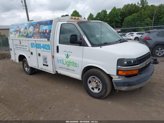 2006 Chevrolet Express Cutaway Work Van მანქანა იყიდება აუქციონზე, vin: 1GBHG31U761151491, აუქციონის ნომერი: 45358386