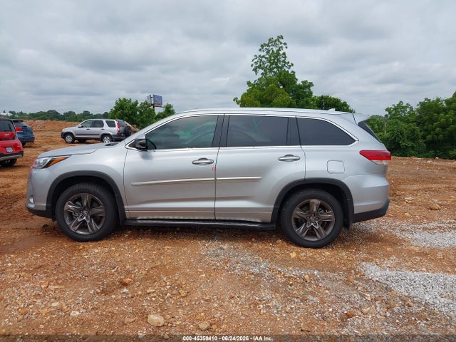 Toyota Highlander Limited Platinum 2018 5TDDZRFH8JS818180 Image 14