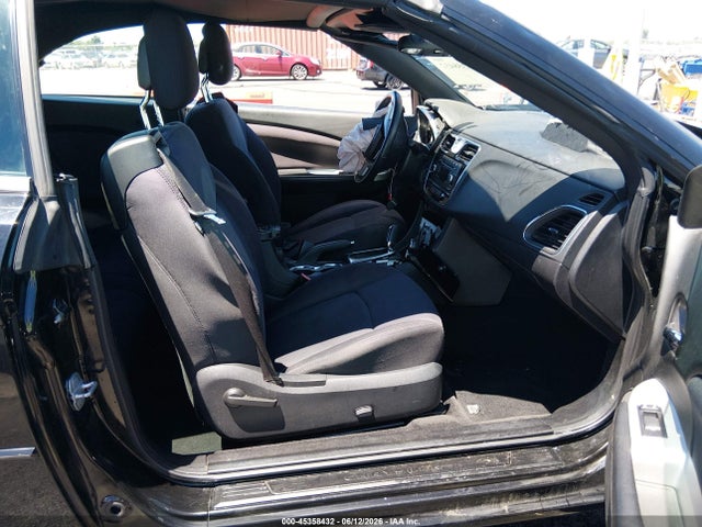 Продаж на аукціоні авто 2014 Chrysler 200 Touring, vin: 1C3BCBEG2EN127381, номер лоту: 45358432