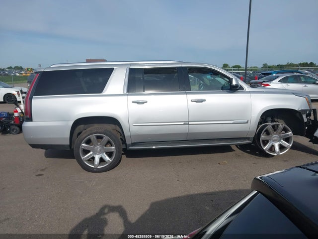 45358509 :رقم المزاد ، 1GYS4HKJ1JR344025 vin ، 2018 Cadillac Escalade Esv Luxury مزاد بيع