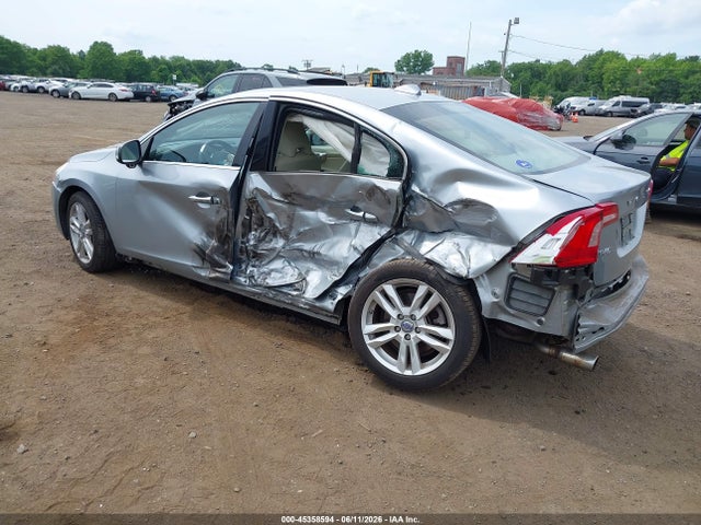 Продажа на аукционе авто 2013 Volvo S60 T5/t5 Platinum/t5 Premier/t5 Premier Plus, vin: YV1612FS2D2187175, номер лота: 45358594