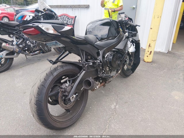 Suzuki GSX-R600 2020 JS1GN7FA3L7100303 Image 4