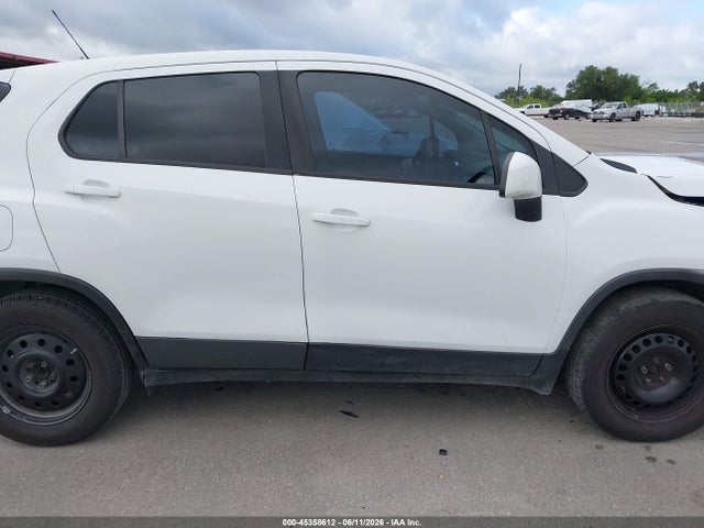 Chevrolet TRAX LS 2017 KL7CJKSB8HB053403 Image 14