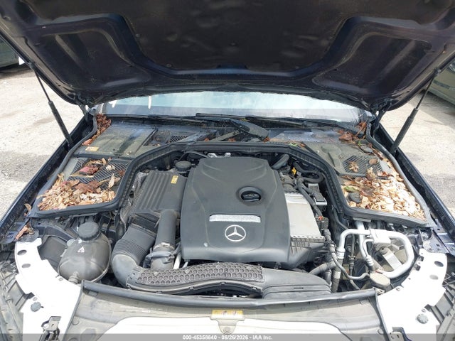 2015 Mercedes-benz C 300 მანქანა იყიდება აუქციონზე, vin: 55SWF4JB1FU089201, აუქციონის ნომერი: 45358640