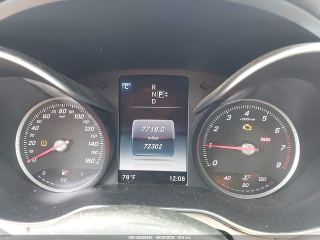 2015 Mercedes-benz C 300 მანქანა იყიდება აუქციონზე, vin: 55SWF4JB1FU089201, აუქციონის ნომერი: 45358640