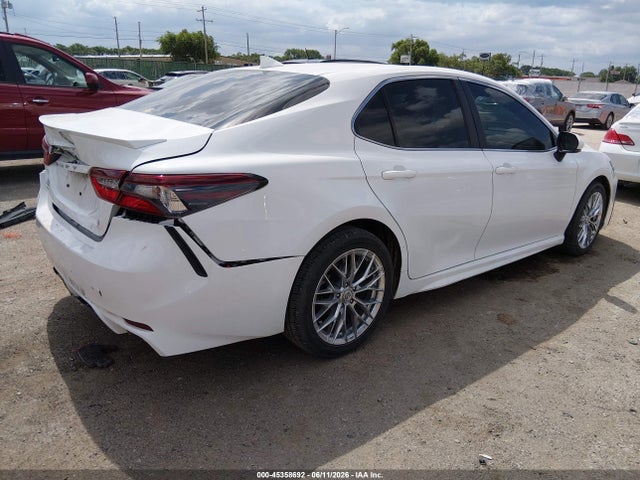 4T1G11AK4NU671801 Toyota CAMRY SE