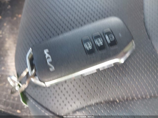 KIA Ev6 Wind 2023 KNDC34LA0P5603236 Image 11