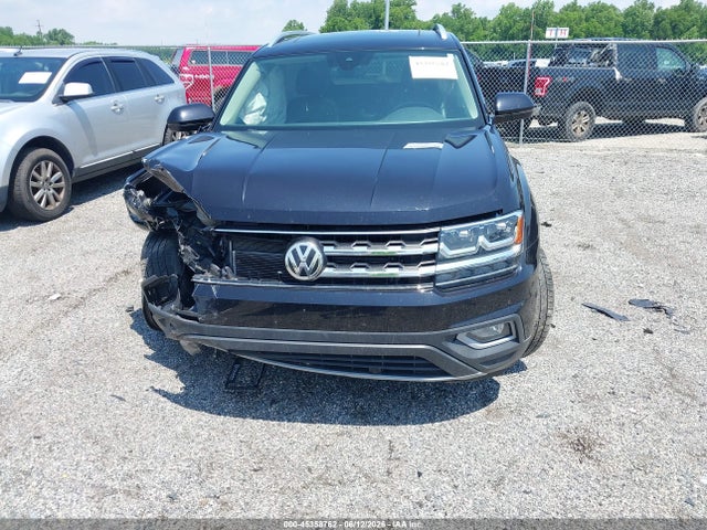 Продаж на аукціоні авто 2018 Volkswagen Atlas 3.6l V6 Sel Premium, vin: 1V2NR2CA2JC555610, номер лоту: 45358762