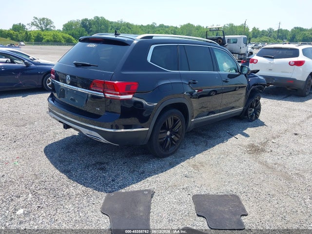 Продаж на аукціоні авто 2018 Volkswagen Atlas 3.6l V6 Sel Premium, vin: 1V2NR2CA2JC555610, номер лоту: 45358762
