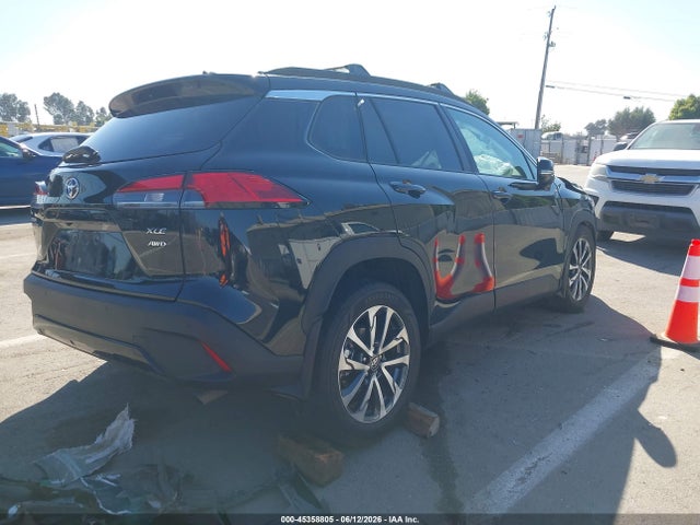 Toyota Corolla Cross Xle 2023 7MUDAABG6PV062787 Image 4