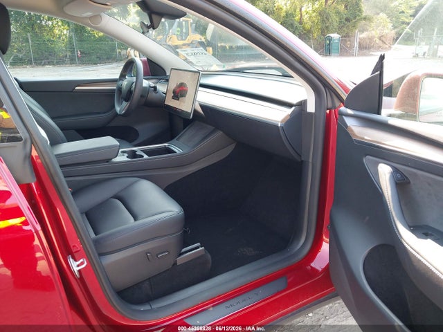 45358828 :رقم المزاد ، 7SAYGDEE7RF047067 vin ، 2024 Tesla Model Y Long Range Dual Motor All-wheel Drive مزاد بيع