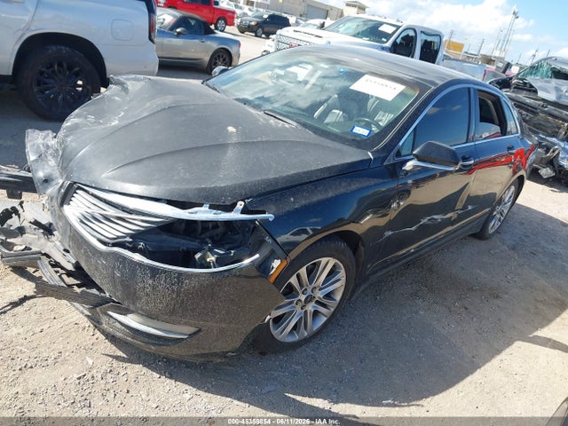 Lincoln MKZ 2014 3LN6L2GK9ER804000 Image 2
