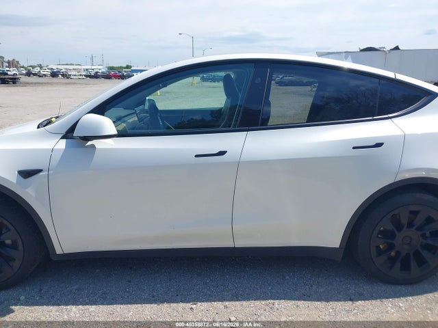 Tesla Model Y Rwd 2023 7SAYGDED7PF956382 Image 14