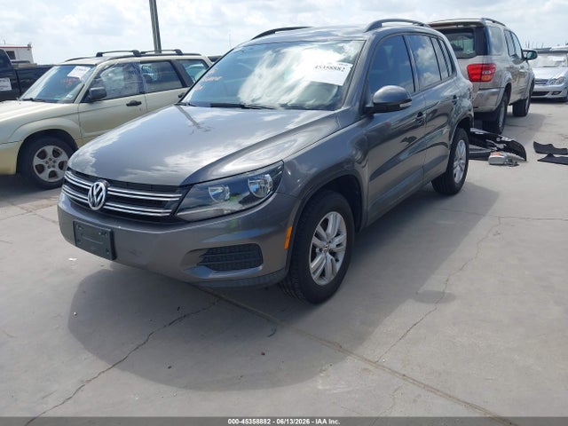 2016 Volkswagen Tiguan S მანქანა იყიდება აუქციონზე, vin: WVGAV7AX0GW608341, აუქციონის ნომერი: 45358882