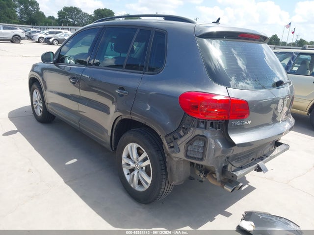 2016 Volkswagen Tiguan S მანქანა იყიდება აუქციონზე, vin: WVGAV7AX0GW608341, აუქციონის ნომერი: 45358882