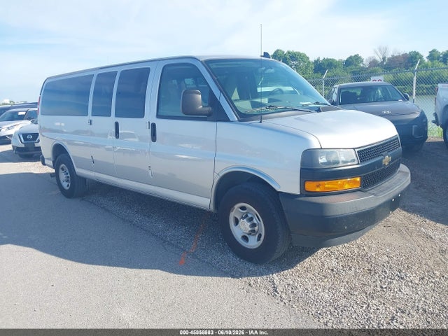 Chevrolet Express 3500 Ls 2019 1GAZGNFG2K1324951 Image 1