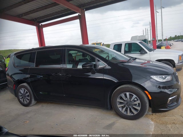 Продажа на аукционе авто 2025 Chrysler Pacifica Hybrid Select, vin: 2C4RC1S77SR576126, номер лота: 45358899