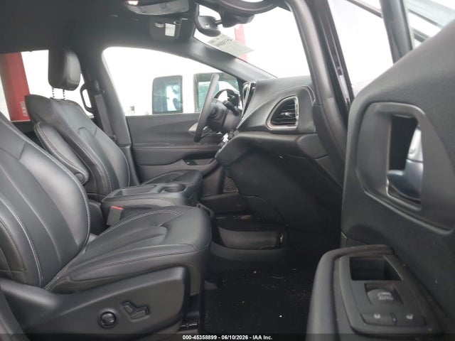 Продаж на аукціоні авто 2025 Chrysler Pacifica Hybrid Select, vin: 2C4RC1S77SR576126, номер лоту: 45358899