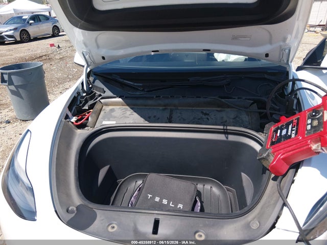 Продажа на аукционе авто 2022 Tesla Model Y Performance Dual Motor All-wheel Drive, vin: 7SAYGDEF7NF326490, номер лота: 45358912