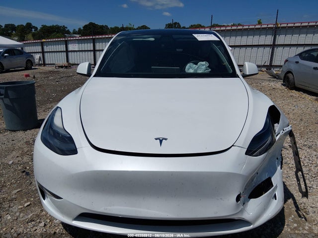 Продажа на аукционе авто 2022 Tesla Model Y Performance Dual Motor All-wheel Drive, vin: 7SAYGDEF7NF326490, номер лота: 45358912