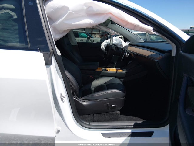 Продажа на аукционе авто 2022 Tesla Model Y Performance Dual Motor All-wheel Drive, vin: 7SAYGDEF7NF326490, номер лота: 45358912