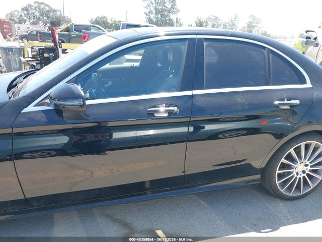 55SWF4JB1GU121873 Mercedes-Benz C 300 Sport
