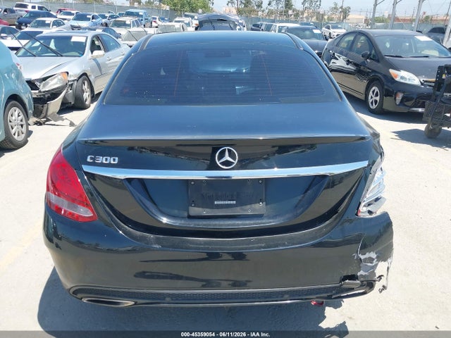 55SWF4JB1GU121873 Mercedes-Benz C 300 Sport