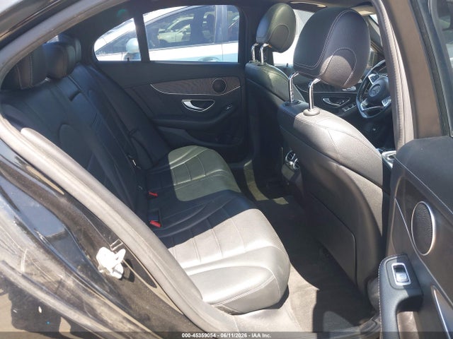 55SWF4JB1GU121873 Mercedes-Benz C 300 Sport