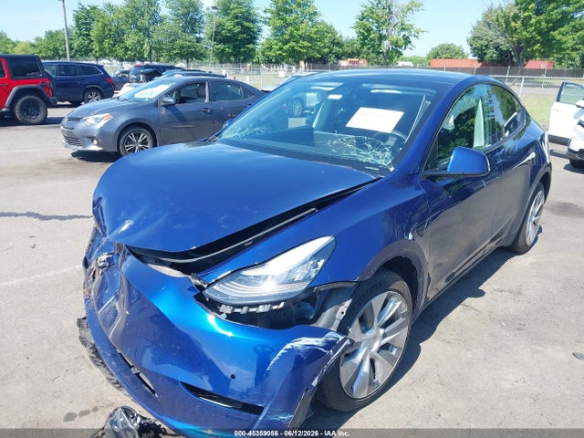 2021 Tesla Model Y Long Range Dual Motor All-wheel Drive მანქანა იყიდება აუქციონზე, vin: 5YJYGDEEXMF063852, აუქციონის ნომერი: 45359056